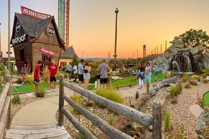 Branson Bigfoot Mini Golf