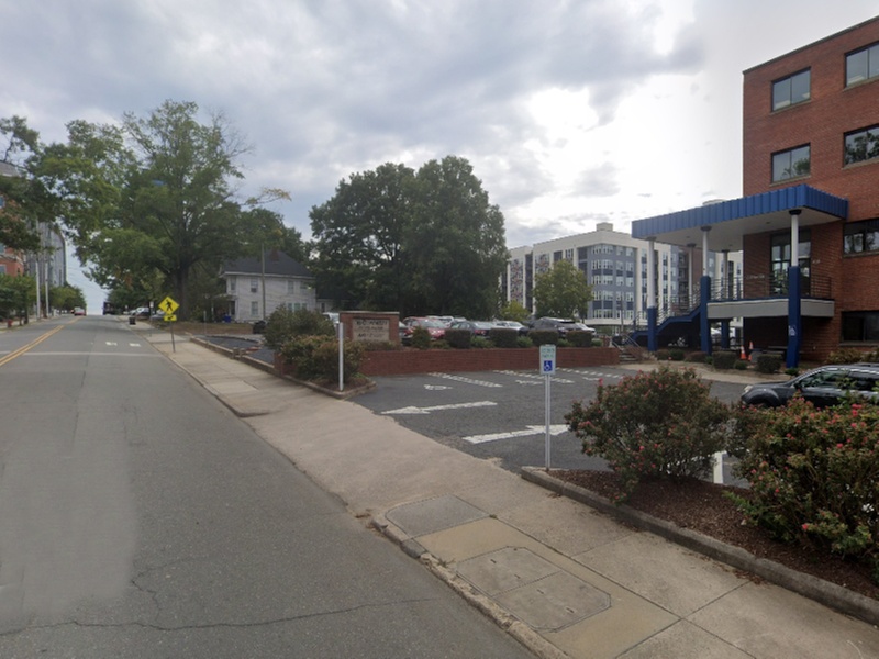 Parking at 423 Morris St. Lot