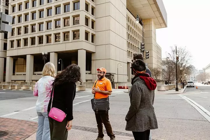 National Archives Skip the Line and OPO Tower Guided Tour