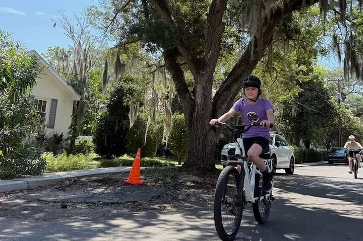 Charleston Harbor & Wildlife E‑Bike Tour– A Scenic Coastal Escape