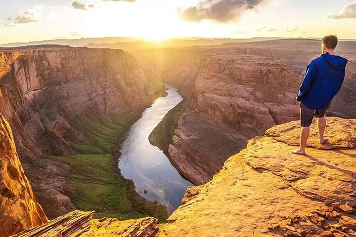 Antelope Canyon and Horseshoe Bend Day Trip with Lunch |Las Vegas
