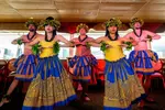 Honolulu: Pacific Star Sunset Dinner Cruise and Show