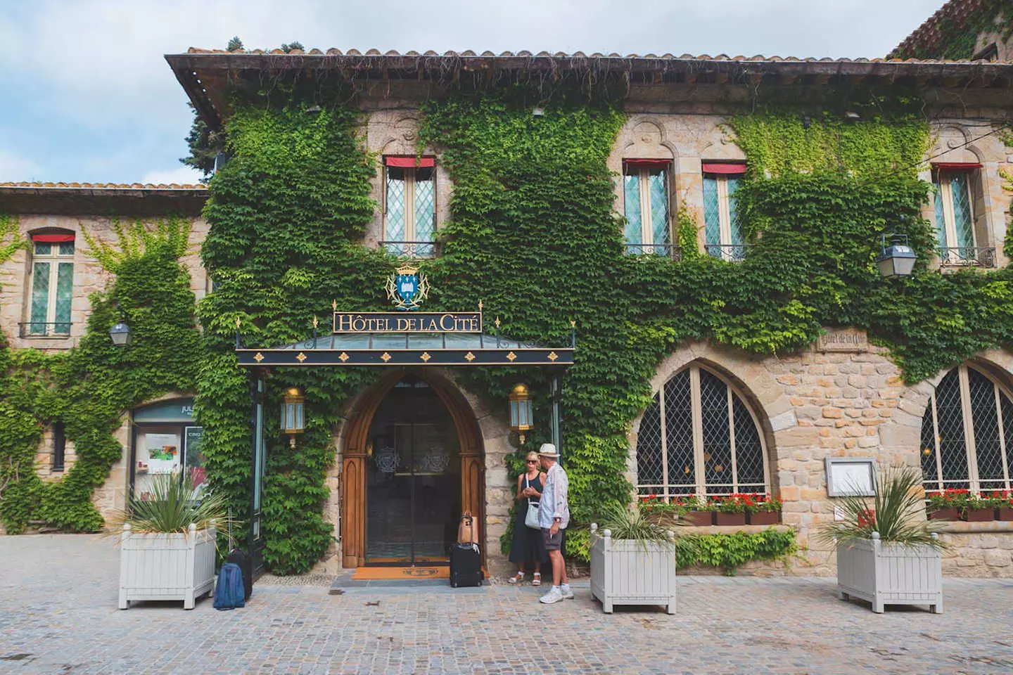 ✈ OCCITANIE | Carcassonne - Hotel de la Cité - M Gallery 5*, 2 nuit...