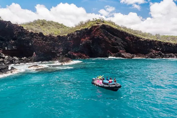 Kona Snorkeling: Beat the Crowd to Kealakekua Bay
