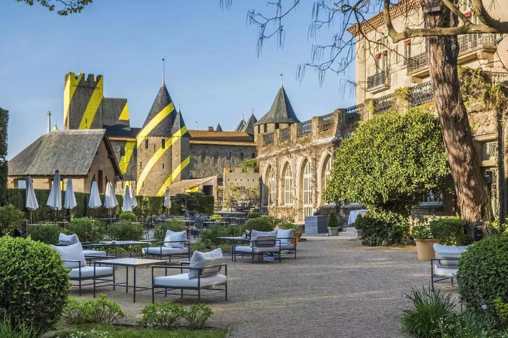 ✈ OCCITANIE | Carcassonne - Hotel de la Cité - M Gallery 5*, 2 nuit...