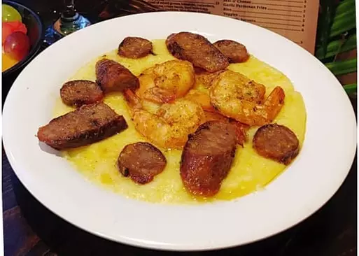 5% Cash Back at Brick & Barrel Bistro