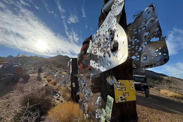 Virgin River Mountains Key Hole Rock | Bunkerville Choo Choo Tour