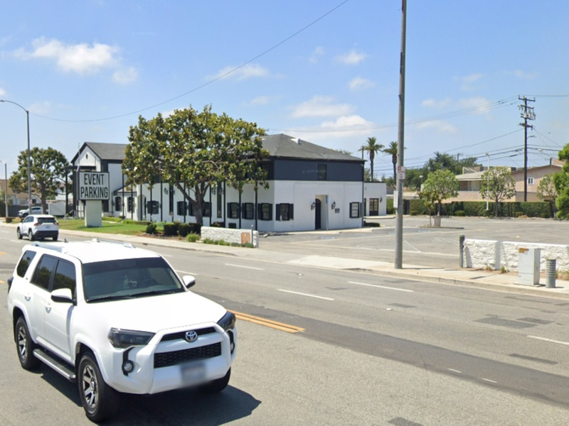 Parking at 619 S. Prairie Ave. Lot