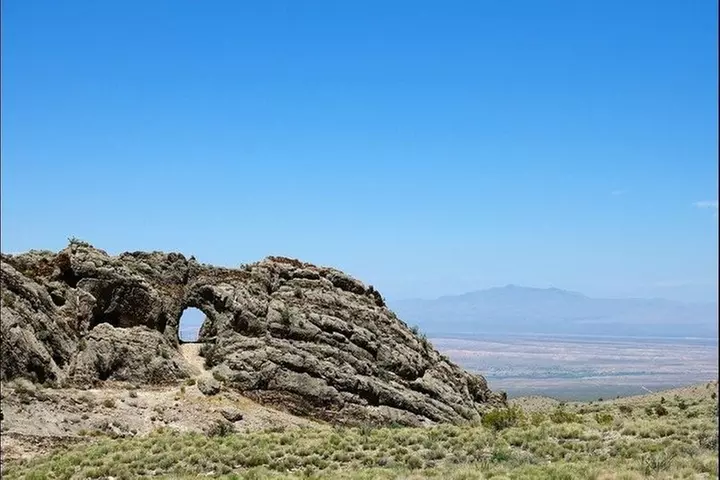 Virgin River Mountains Key Hole Rock | Bunkerville Choo Choo Tour