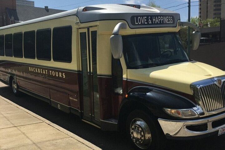 Memphis Discovery Tour with Riverboat Cruise on Mississippi River