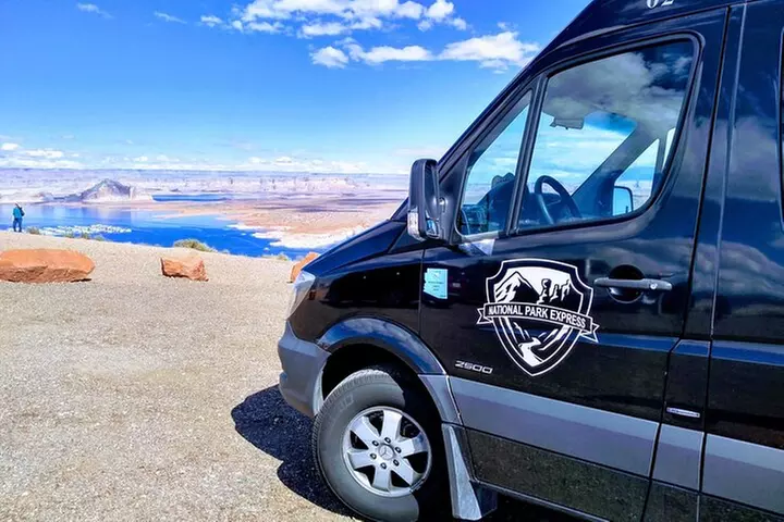 Antelope Canyon and Horseshoe Bend Day Trip with Lunch |Las Vegas