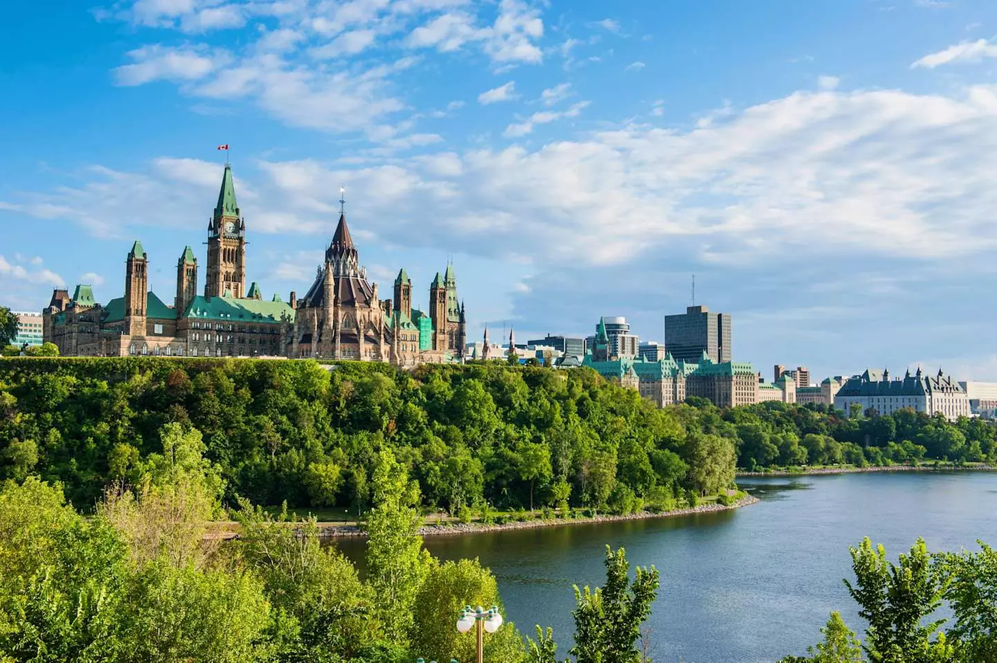 ✈ ONTARIO | Toronto - Nordostkanada mit dem Auto 4*, 9 Nächte - Run...