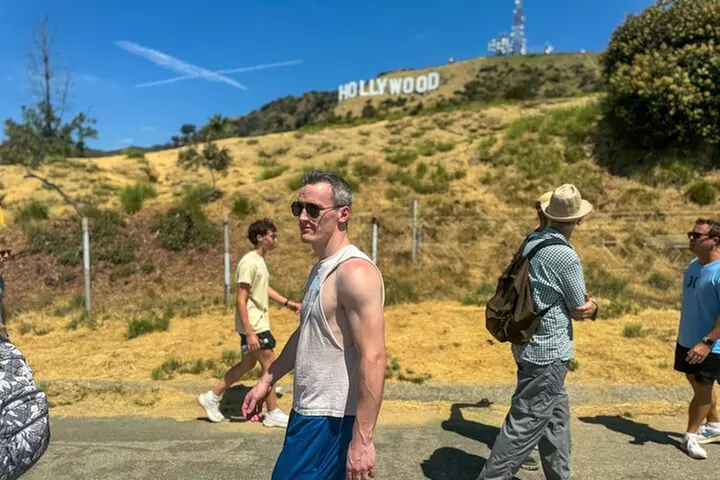 Los Angeles Original 90-Minute Walking Tour to The Hollywood Sign