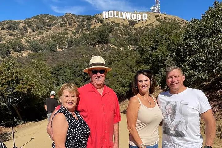 Private Hollywood Sign Hiking Tour with Select Hotel Pickup