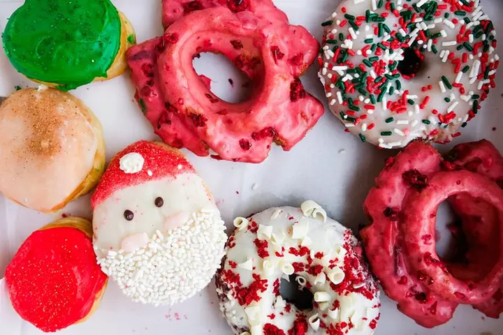 Delicious Donuts & Holiday Cheer: Victoria's Sweetest City Tour