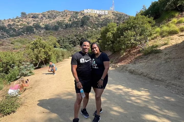 Private Hollywood Sign Hiking Tour with Select Hotel Pickup
