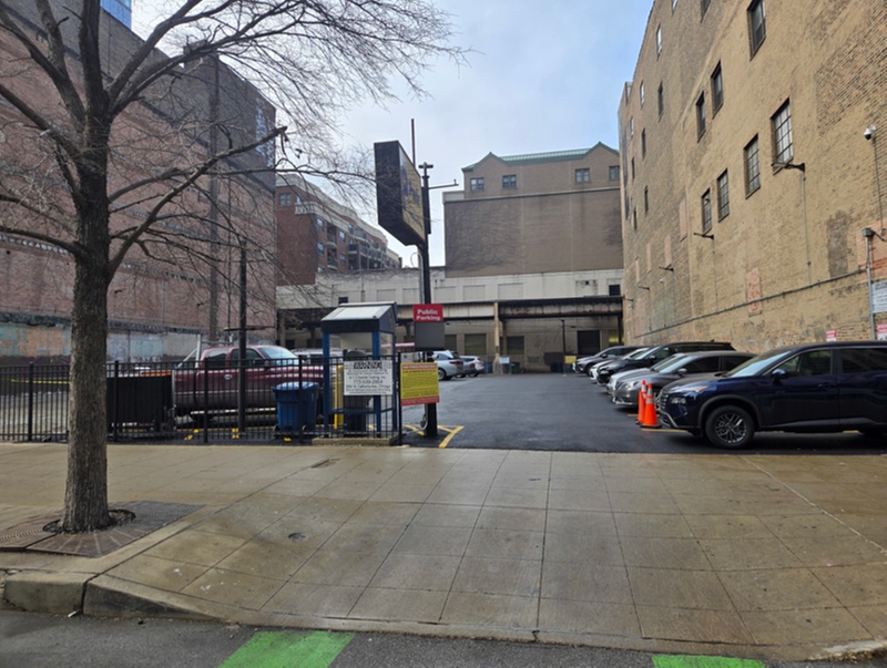 Parking at 1122 S. Wabash Ave. Lot