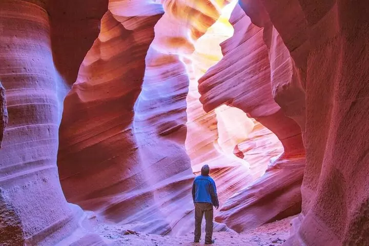 Antelope Canyon and Horseshoe Bend Day Trip with Lunch |Las Vegas