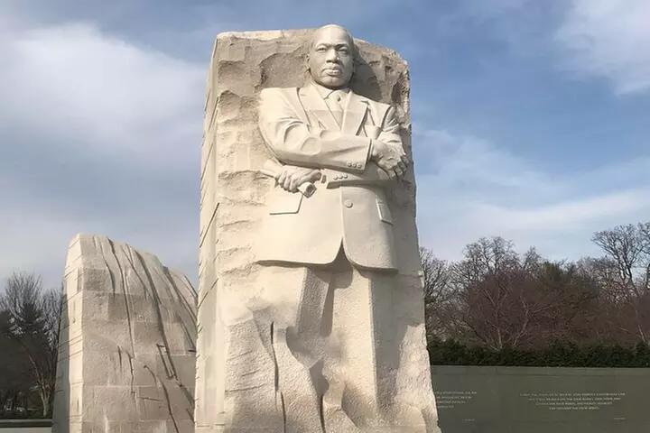 Top Tidal Basin Explorer of Thomas Jefferson FDR & MLK Memorials