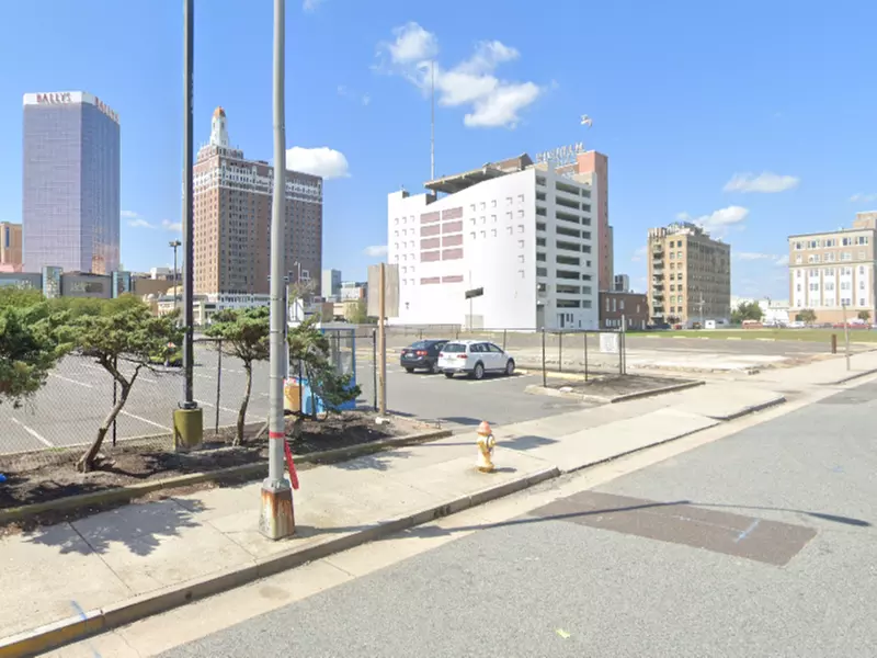 Parking at 170 S. Kentucky Ave. Lot