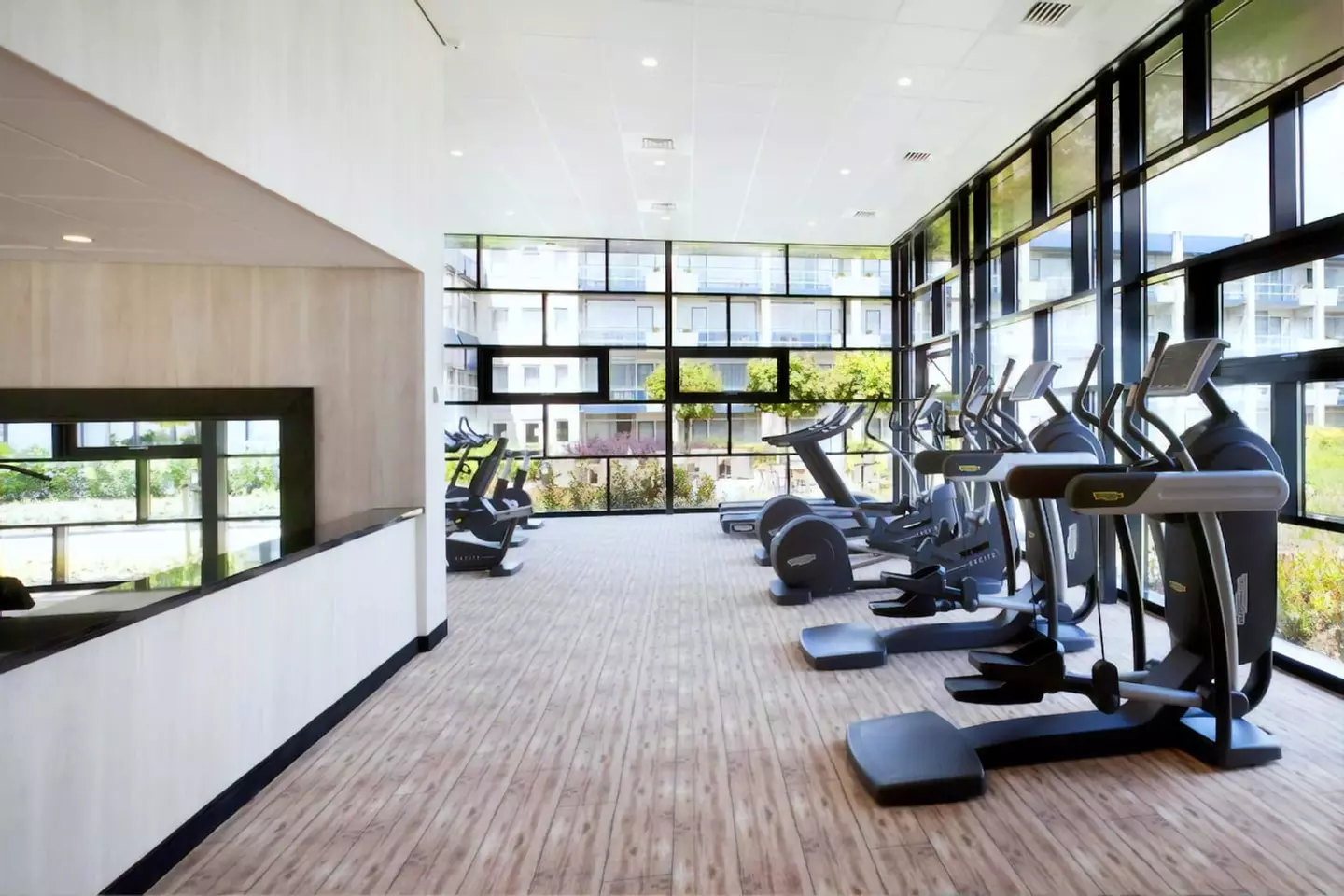 ✈ NIEDERLANDE | Amsterdam - Van Der Valk A4 Schiphol 4*, 2 Nächte -...