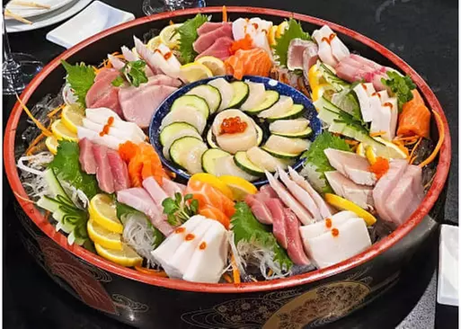 5% Cash Back at Sakura Bistro