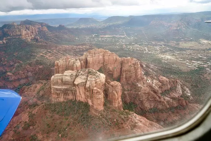 Scenic Air Tour Over Sedona's Red Rocks and National Forest