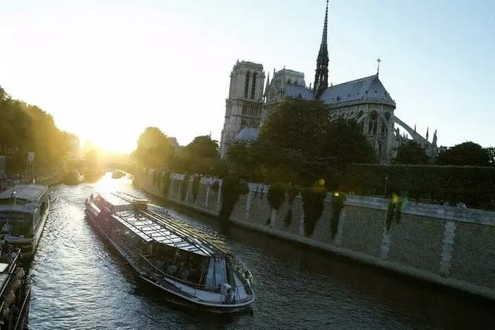Croisière Paris Big Bus Hop-on Hop-off et Seine
