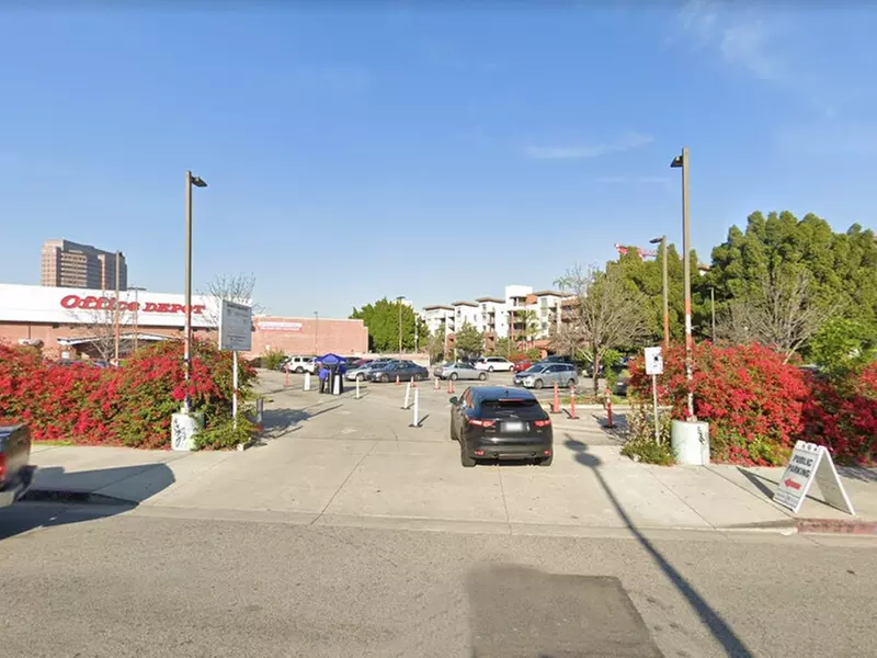 Parking at Office Depot Lot