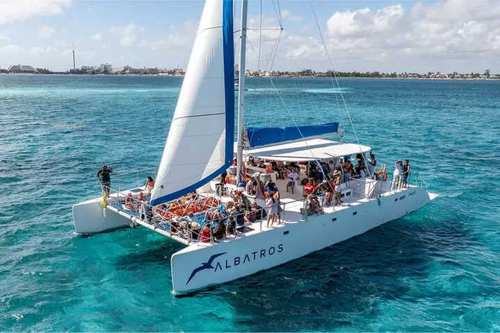 Isla Mujeres Catamaran from playa del carmen Open Bar Beach Club