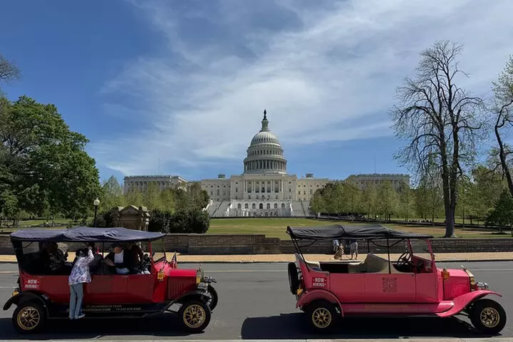 Private 7-Seater Tour of Washington D.C. Memorials day and night