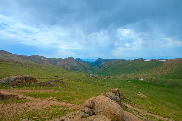 Scenic Pikes Peak Highway Self-Guided Driving Audio Tour