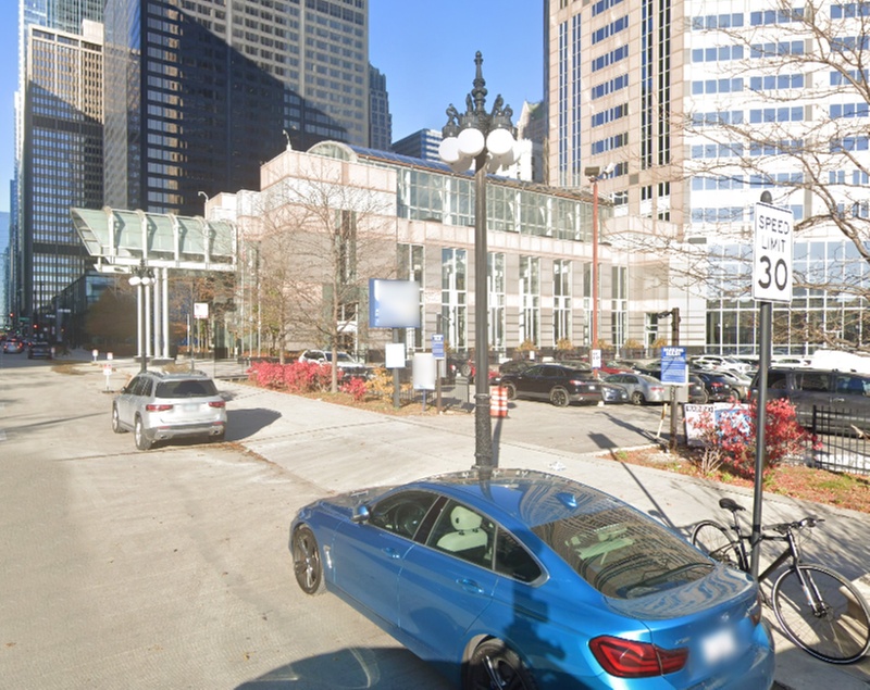 Parking at 321 S. Wacker Dr. Lot