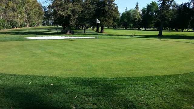 Online Booking - Round of Golf at Escalon Golf Course
