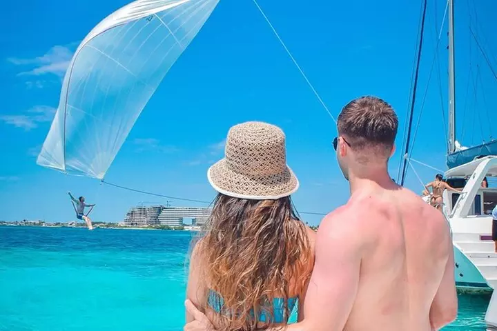 Sail and Snorkel to Isla Mujeres lunch and Drinks.