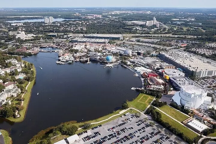 Day Flight 31 miles Helicopter Tour over all the Theme Parks