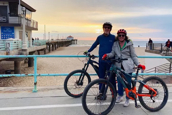 Santa Monica to Marina Del Rey e-Bike Coastal Beach Tour