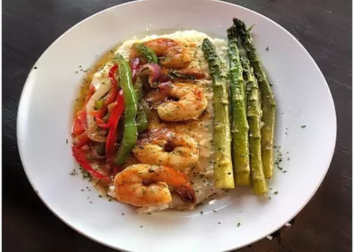 5% Cash Back at Brick & Barrel Bistro