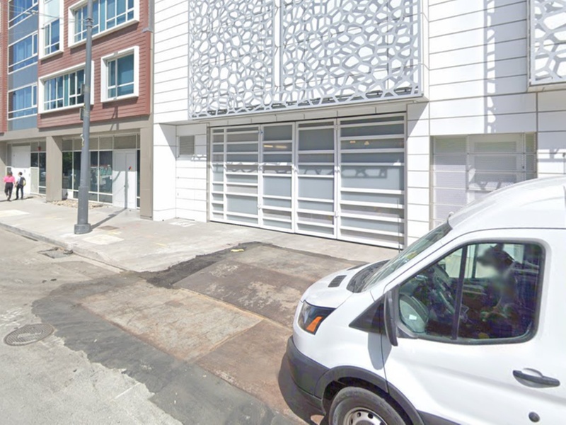 Parking at Luma Hotel San Francisco Garage - Valet