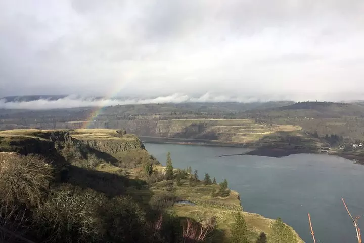 Columbia Valley and Columbia Gorge Wine Tasting