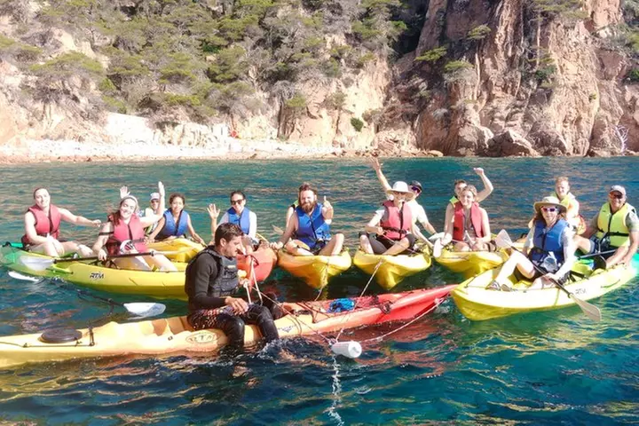 Tour de Kayak y Snorkel en la Costa Brava. Sant Feliu de Guíxols