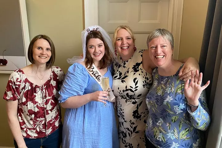 Birmingham Gangs Nighttime Historical Walking Tour with Pub Stops