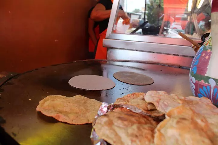 Urban Food and Shopping Experience at Cancun