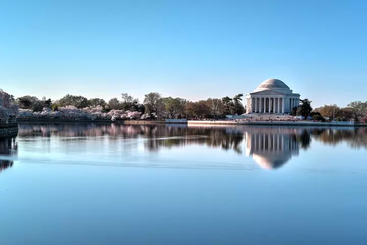 Top Tidal Basin Explorer of Thomas Jefferson FDR & MLK Memorials