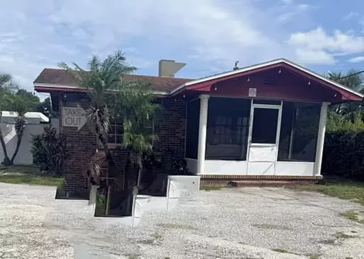 5% Cash Back at Smokin' Jim's House of Bar-B-Q