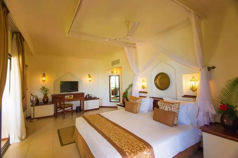 ✈ ZANZIBAR | Mangapwani - Sea Cliff Resort & Spa 5*, 5 notti - Piscine