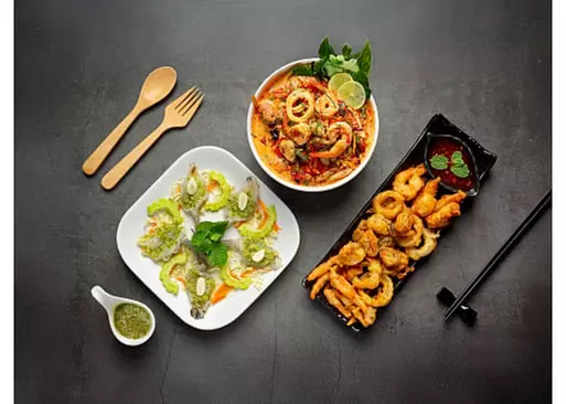 5% Cash Back at Thai House Restaurant