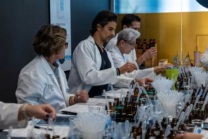 Miami Perfume Making Experience - Fragrance Workshop 90 Minutes