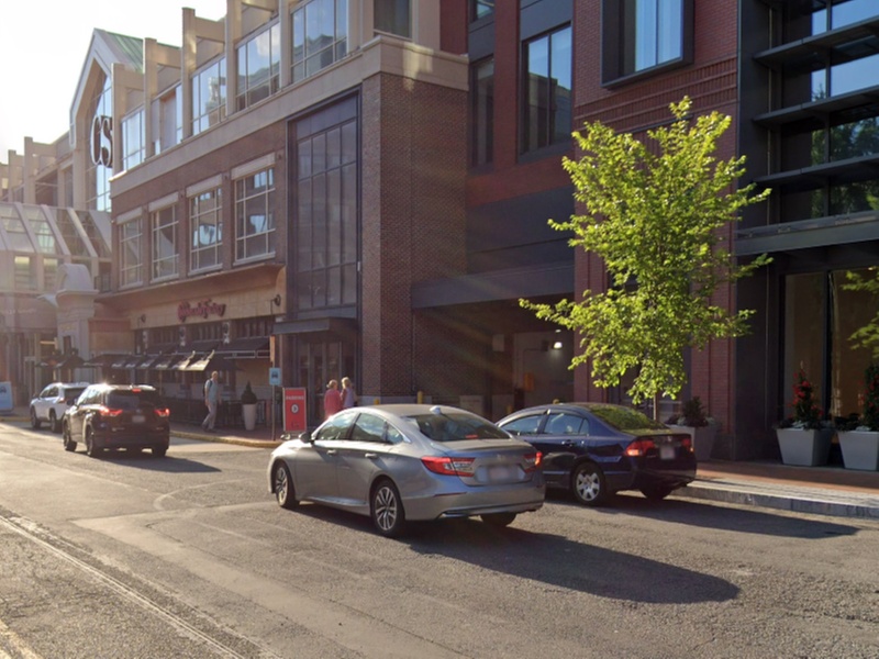 Parking at Sanofi Parking @ Cambridgeside Galleria