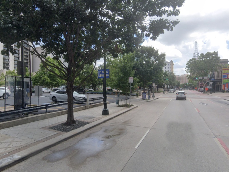 Parking at 402 Travis St. Lot